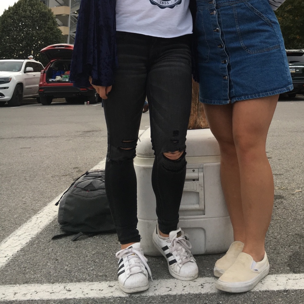 American eagle black ripped jeans